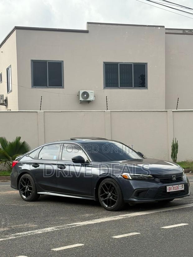 Honda Civic Sport 2022 Silver