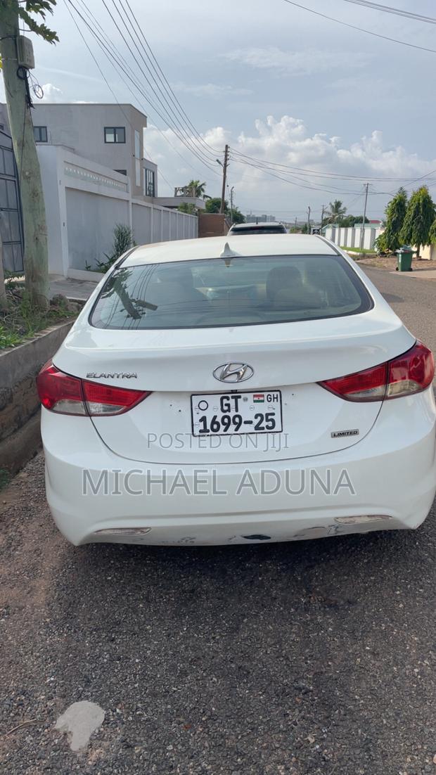 Hyundai Elantra Limited 2012 White