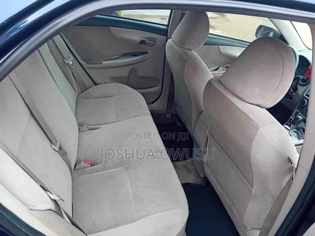 Toyota Corolla LE 4dr Sedan (1.8L 4cyl 4A) 2012 Blue