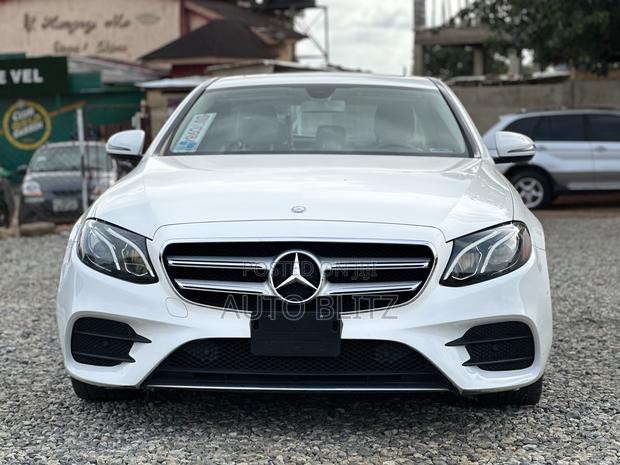 Mercedes-Benz E300 2017 White