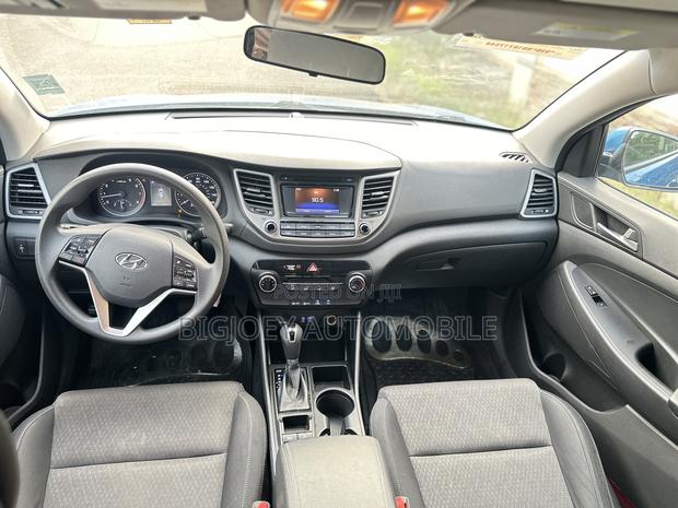 Hyundai Tucson 2017 Blue