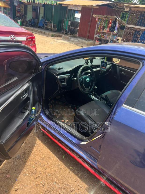 Toyota Corolla S 4dr Sedan (1.8L 4cyl CVT) 2016 Blue