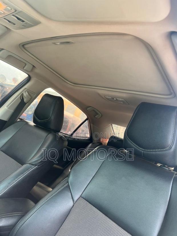 Toyota Corolla S 4dr Sedan (1.8L 4cyl CVT) 2016 Blue