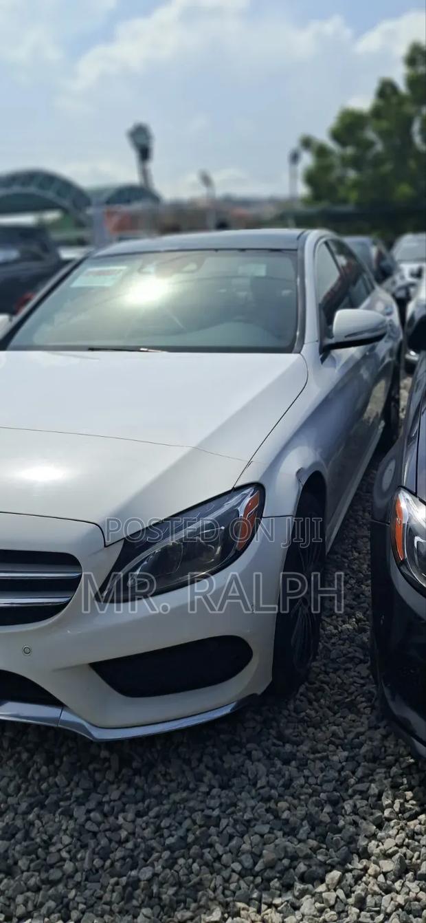 Mercedes-Benz C400 2017 White
