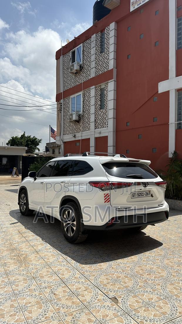 Toyota Highlander 2022 White