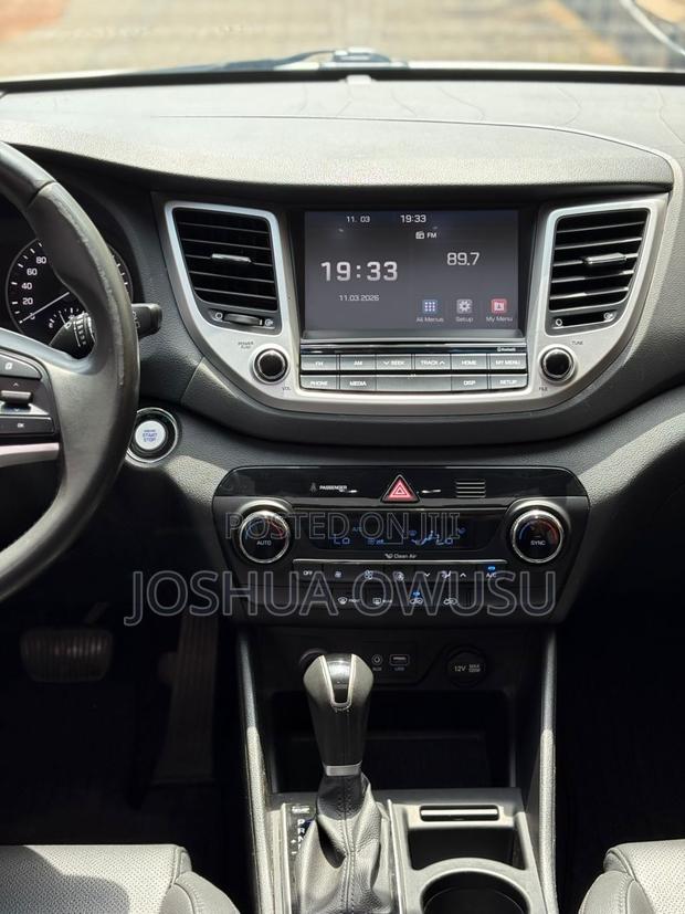 Hyundai Tucson Limited FWD 2017 White