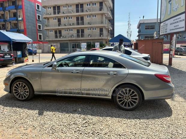 Mercedes-Benz CLS 550 2012 Silver