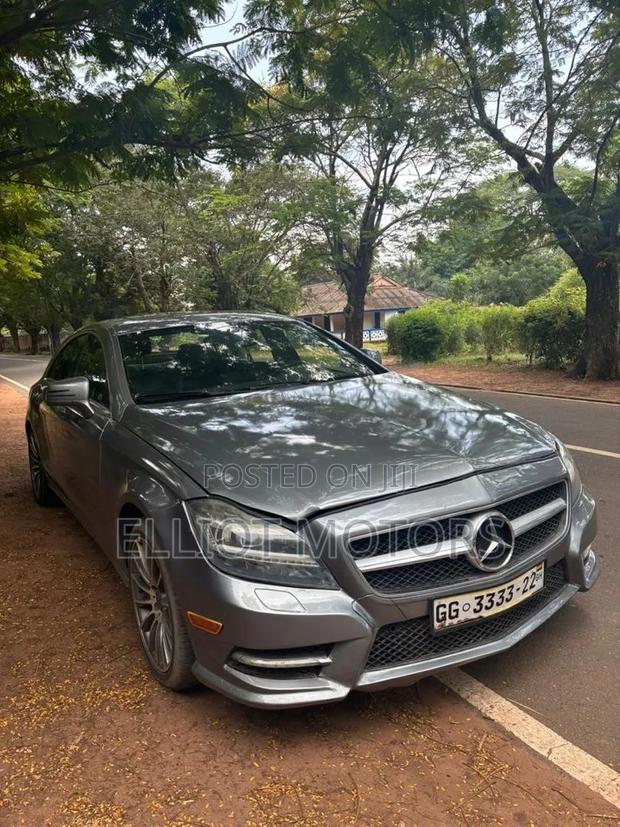 Mercedes-Benz CLS 550 2012 Silver