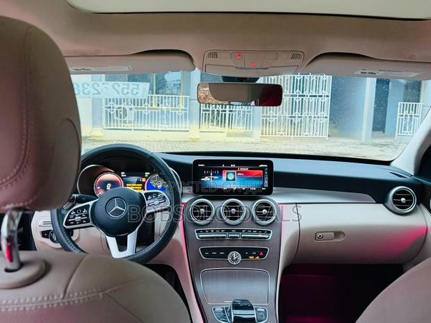 Mercedes-Benz C300 2021 Black