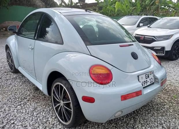 Volkswagen Beetle 1.8T 2010 Blue