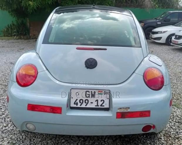 Volkswagen Beetle 1.8T 2010 Blue