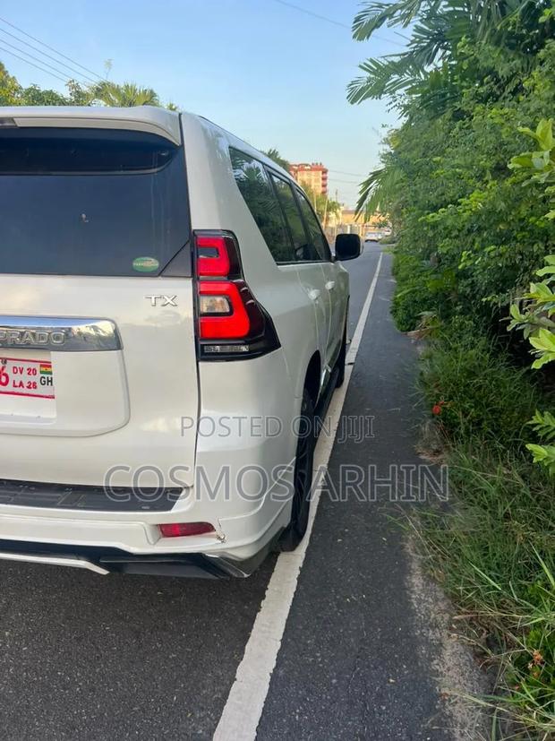 Toyota Land Cruiser Prado 2014 White