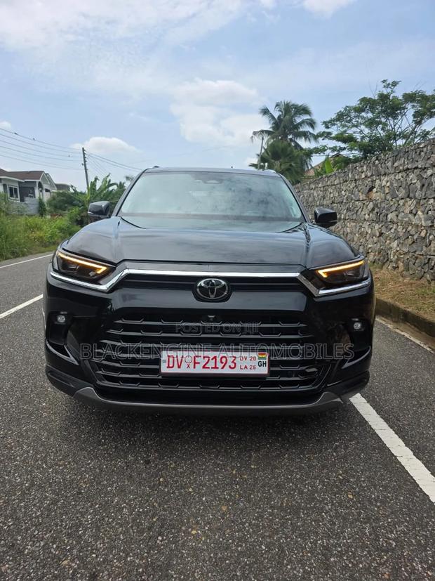 Toyota Highlander Limited 2025 Black