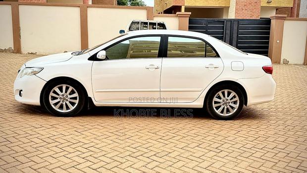 Toyota Corolla 1.8 Advanced 2009 White