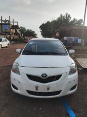 Toyota Yaris Base Sedan 4dr 2010 White for sale