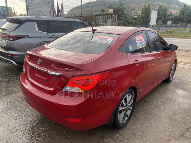 Hyundai Accent 2016 Red