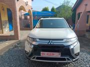 Mitsubishi Outlander SEL FWD 2019 White for sale