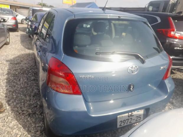Toyota Yaris 2012 Blue