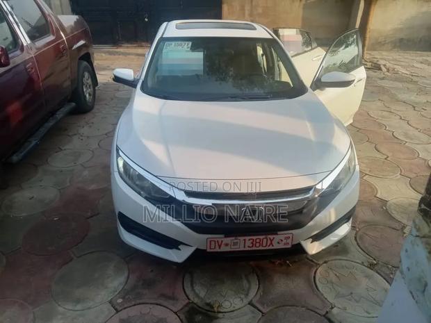 Honda Civic 2016 White