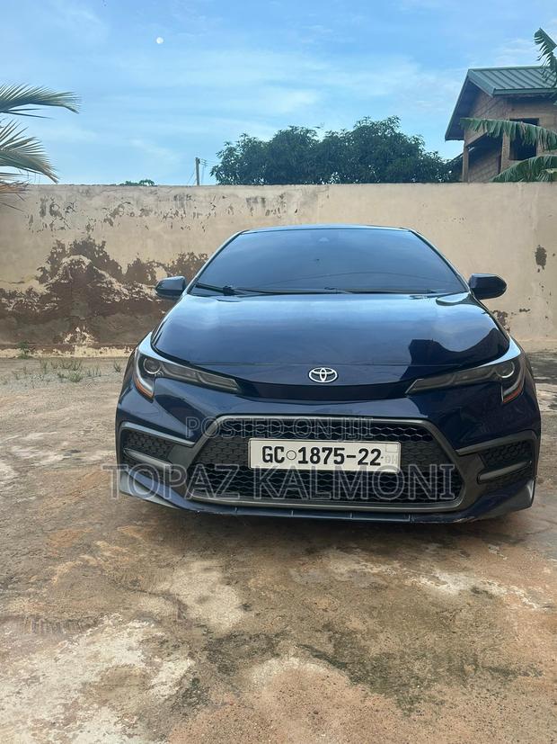 Toyota Corolla SE 2020 Blue