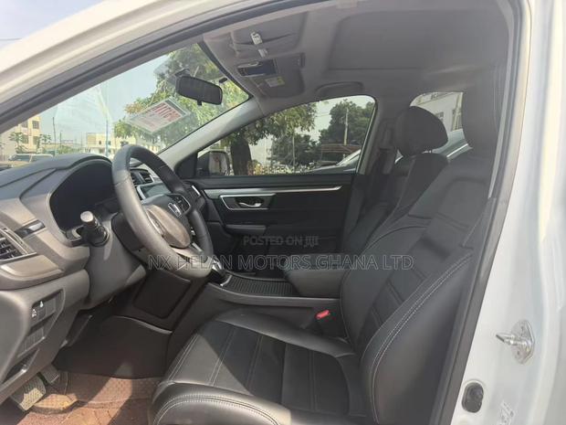 Honda CR-V LX FWD 2020 White