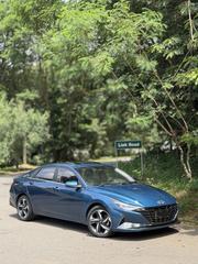 Hyundai Elantra Limited 2021 Blue for sale