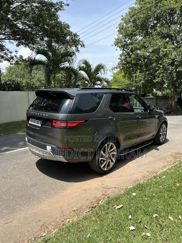 Land Rover Discovery HSE Luxury Diesel 4x4 2017 Gray