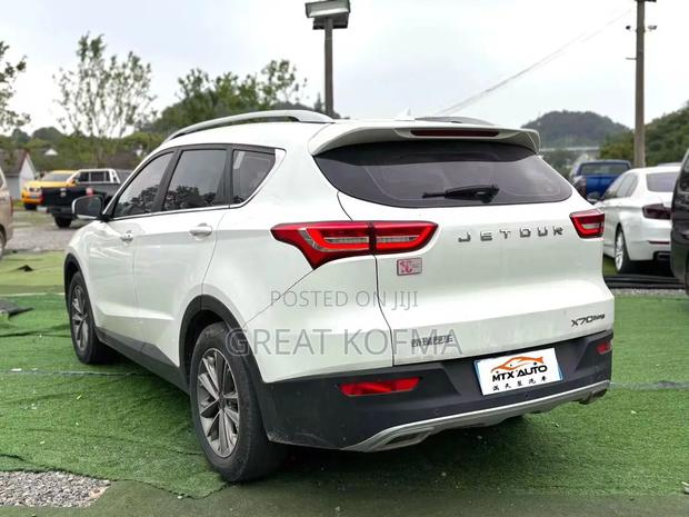 Jetour X70 1.5 7-Seater FWD 2019 White