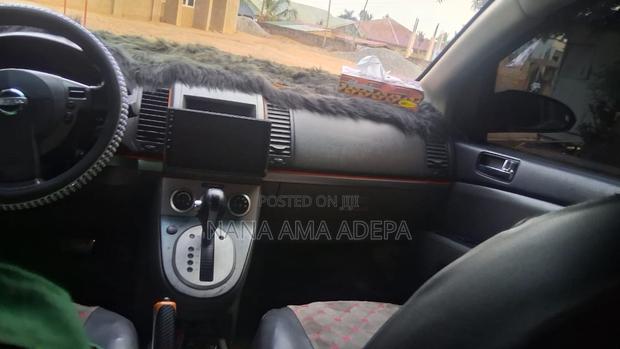 Nissan Sentra 2010 Black