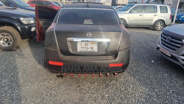 Nissan Sentra 2010 Black
