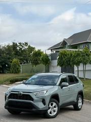 Toyota RAV4 XLE 2021 Green for sale