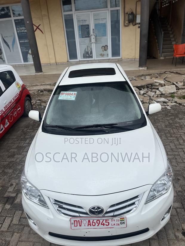 Toyota Corolla S Special Edition 4dr Sedan (1.8L 4cyl 4A) 2013 White
