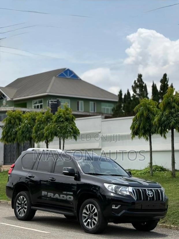 Toyota Land Cruiser Prado 4.0 Petrol TX-L 2022 Black