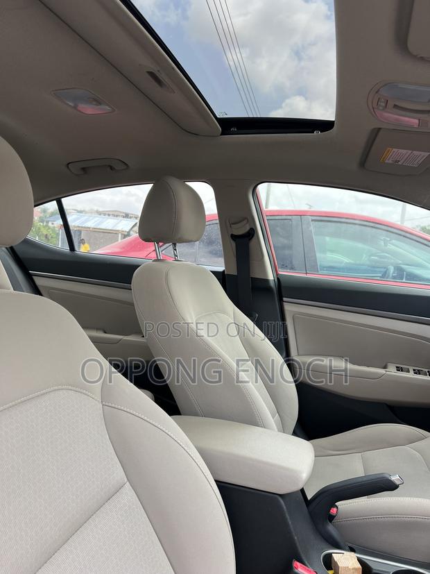 Hyundai Elantra Limited 2018 Red