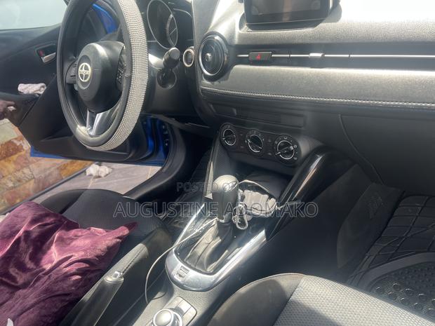 Scion iA Base 2016 Blue