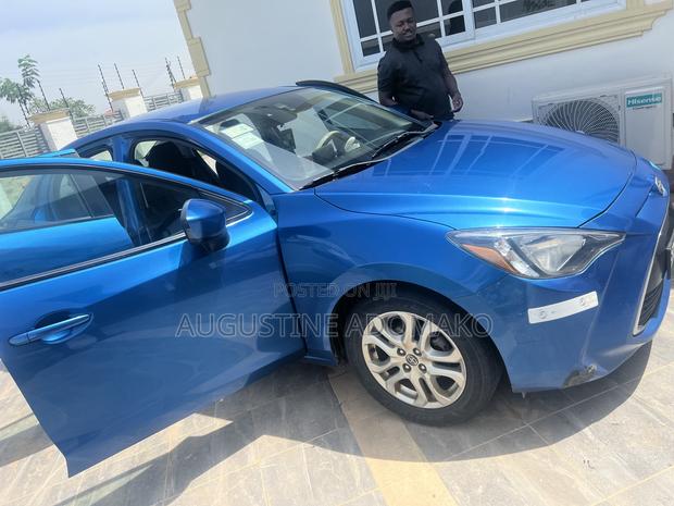 Scion iA Base 2016 Blue