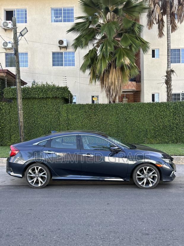 Honda Civic Touring Sedan 2020