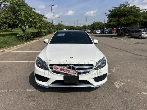 Mercedes-Benz C300 2017 White