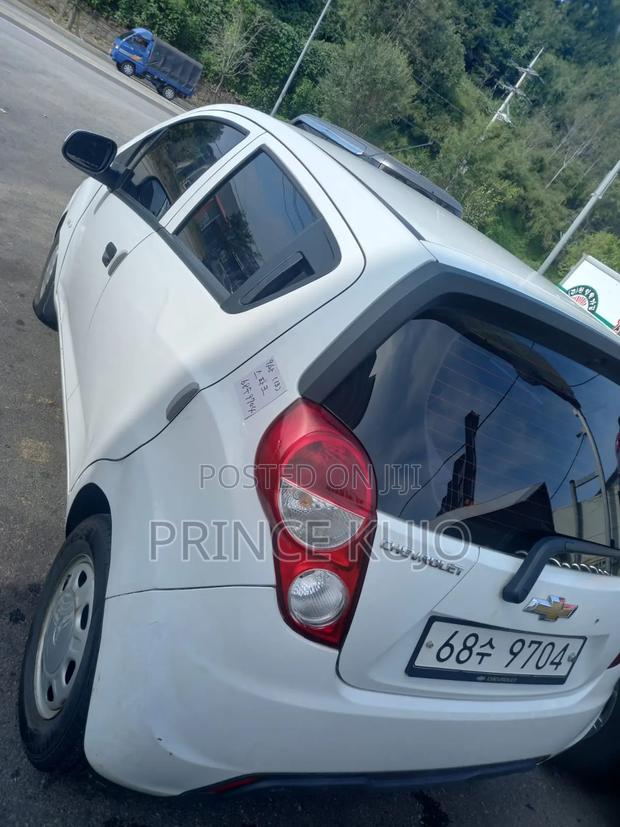 Chevrolet Spark 2012 White