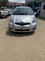 Toyota Vitz 2010 Silver for sale