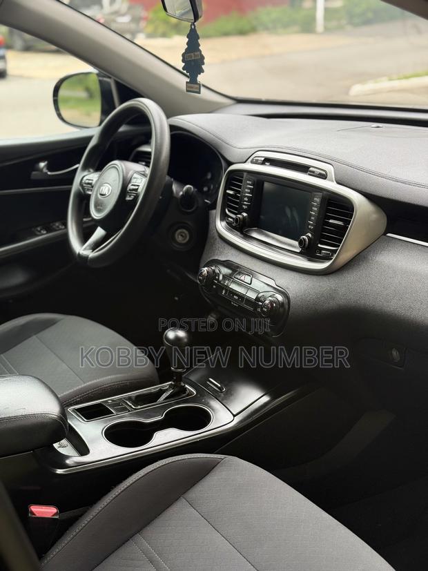 Kia Sorento 2.4L LX AWD 2019 Black