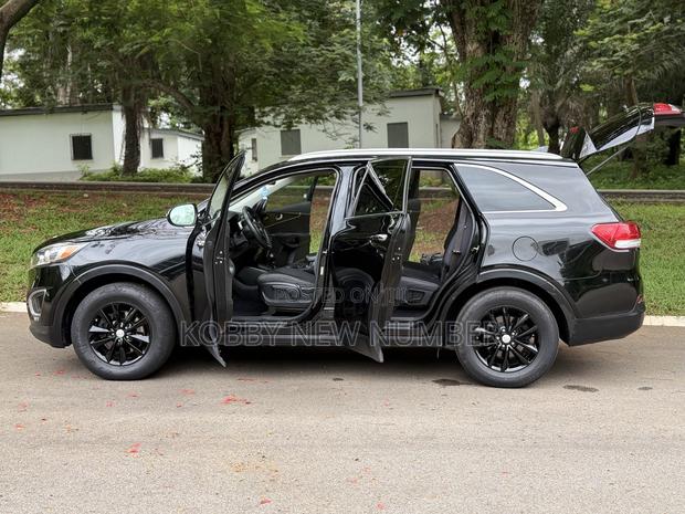 Kia Sorento 2.4L LX AWD 2019 Black