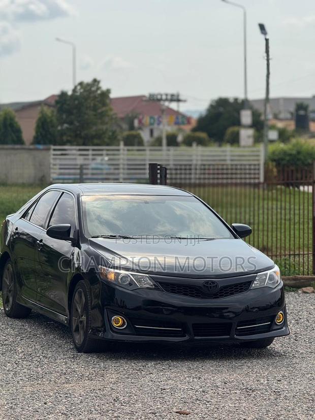 Toyota Camry 2014 Black