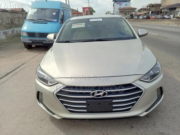 Hyundai Elantra 2017 Gray