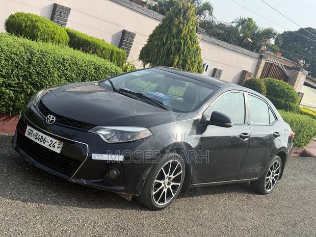 Toyota Corolla S Premium 4dr Sedan (1.8L 4cyl CVT) 2016 Black