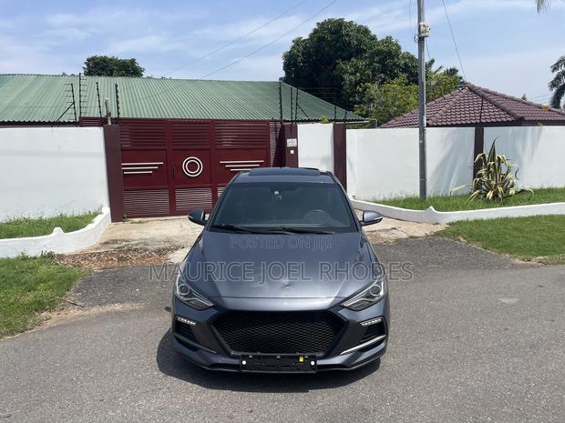 Hyundai Avante 2018 Gray