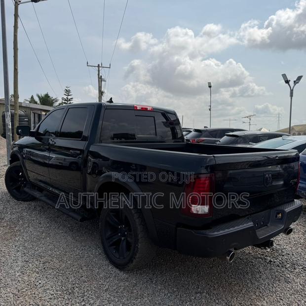 Dodge RAM 1500 5.7 Petrol AWD 2022 Black