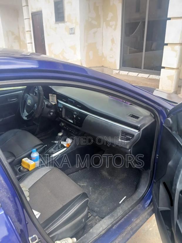 Toyota Corolla S 4dr Sedan (1.8L 4cyl CVT) 2016 Blue