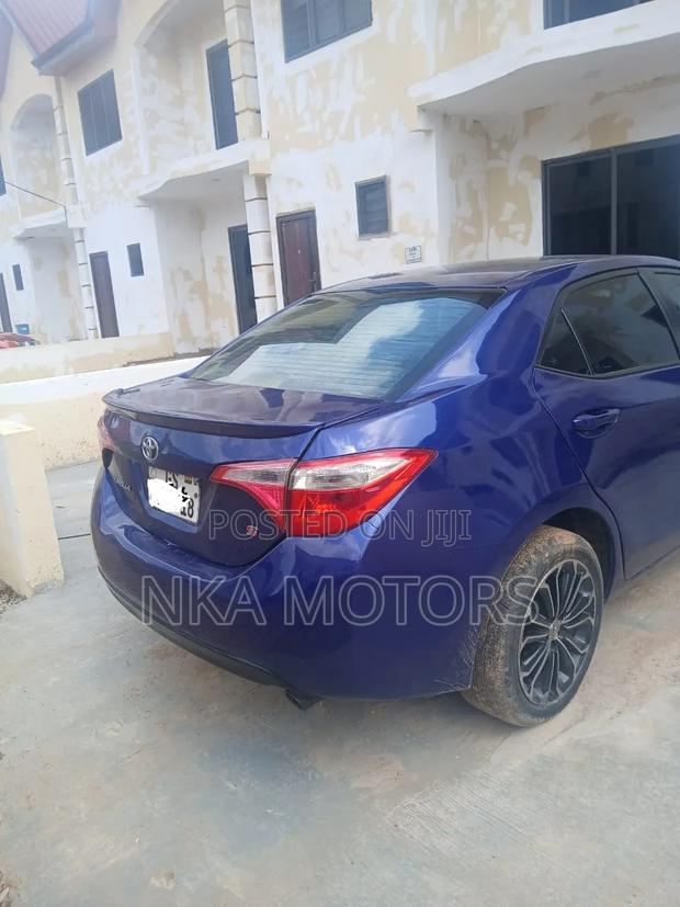 Toyota Corolla S 4dr Sedan (1.8L 4cyl CVT) 2016 Blue