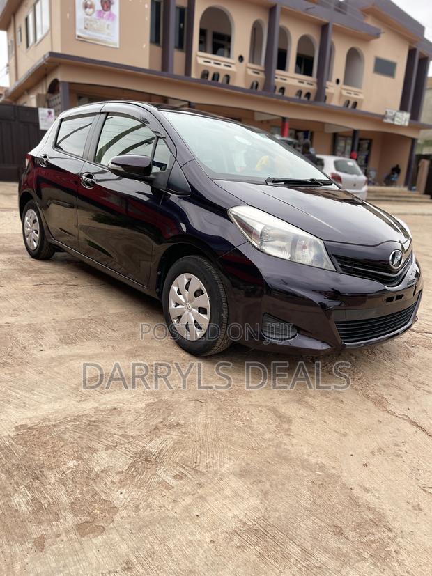 Toyota Vitz 1.3 AWD 3dr 2013 Black